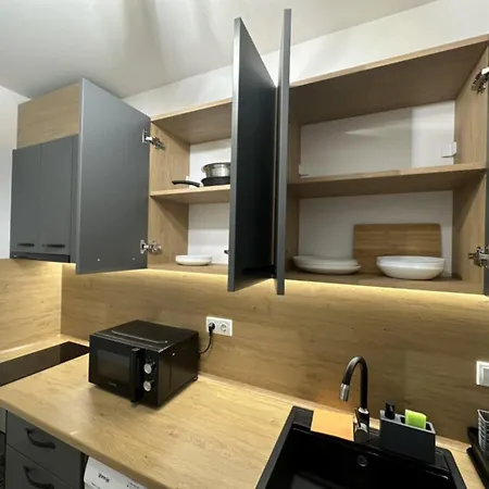 Fashion & Private Parking Apartment Sofia